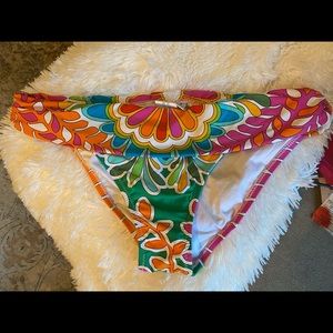 Trina Turk bikini bottom new without tags size 10